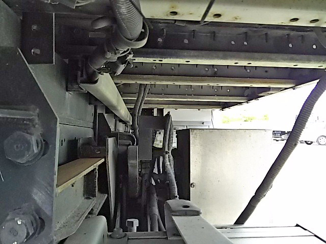 三菱ふそうキャンターアルミウイング小型（2t・3t）[写真18]