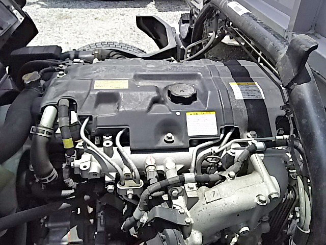 三菱ふそうキャンターアルミウイング小型（2t・3t）[写真25]