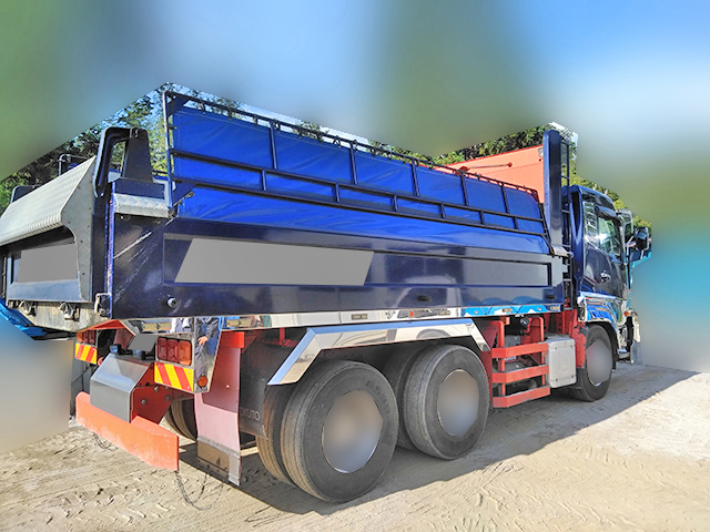 UDトラックスクオンダンプ大型（10t）[写真02]