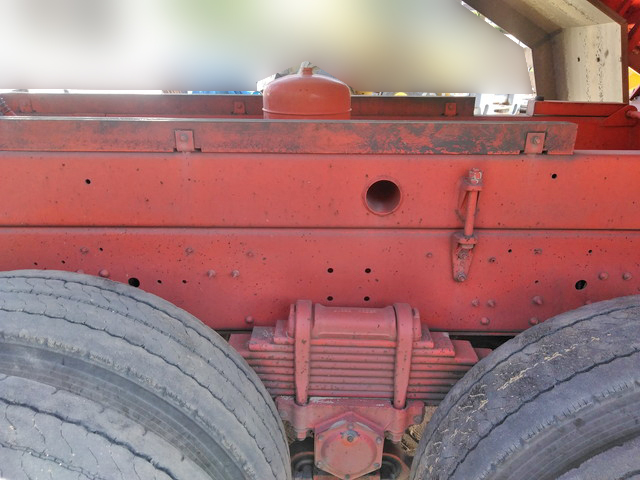 UDトラックスクオンダンプ大型（10t）[写真05]