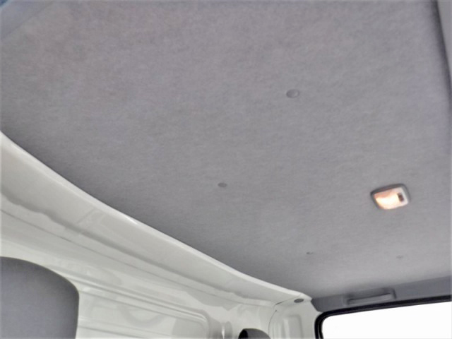 いすゞエルフ冷凍車（冷蔵車）小型（2t・3t）[写真26]