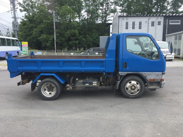 三菱ふそうキャンターローダーダンプ小型（2t・3t）[写真10]