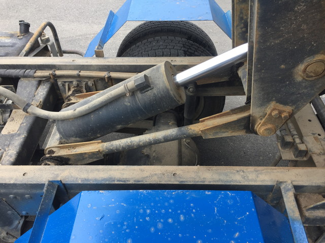 三菱ふそうキャンターローダーダンプ小型（2t・3t）[写真21]