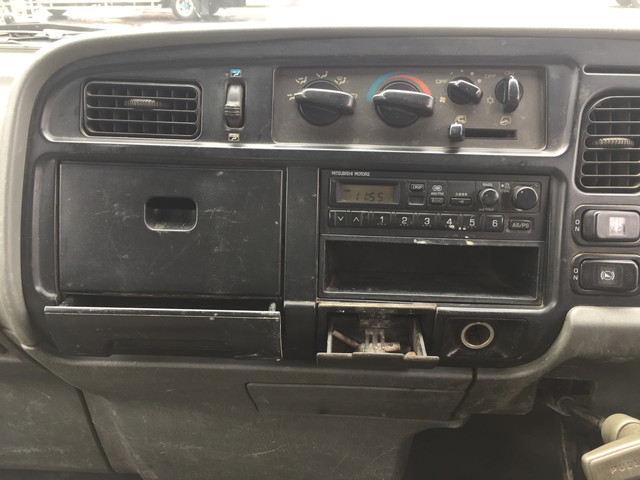 三菱ふそうキャンターローダーダンプ小型（2t・3t）[写真38]