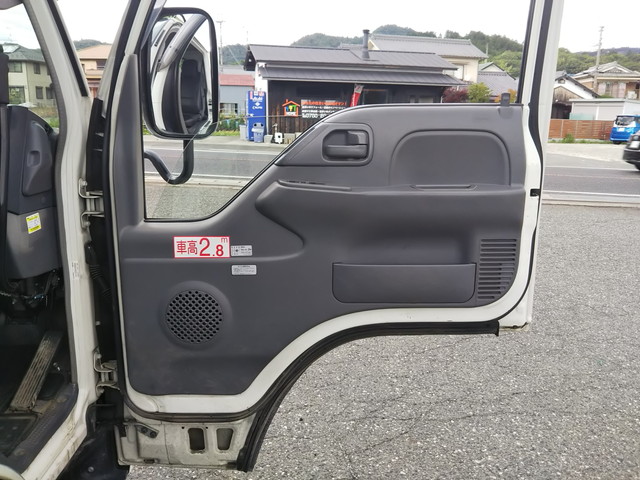 いすゞエルフ高所作業車小型（2t・3t）[写真32]