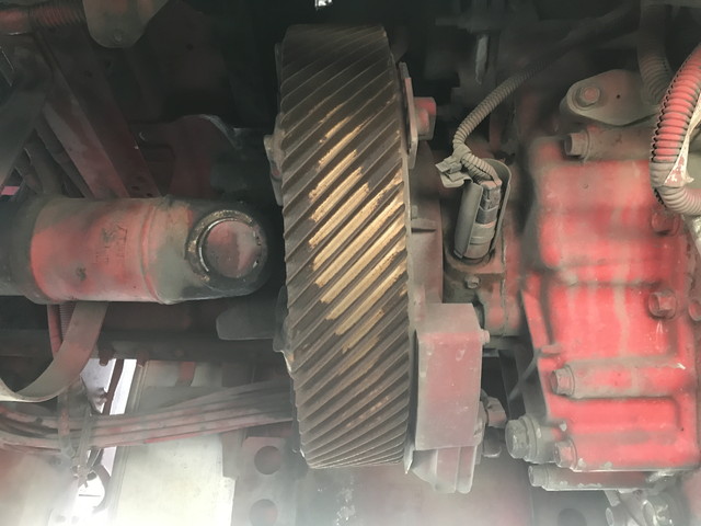 いすゞギガトレーラーヘッド（トラクターヘッド）大型（10t）[写真18]