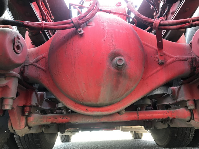 いすゞギガトレーラーヘッド（トラクターヘッド）大型（10t）[写真19]