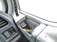 いすゞフォワードアルミウイング中型（4t）[写真23]