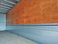 いすゞフォワードアルミウイング中型（4t）[写真06]