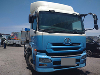 UDトラックスクオントレーラーヘッド（トラクターヘッド）大型（10t）[写真04]