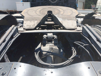 UDトラックスクオントレーラーヘッド（トラクターヘッド）大型（10t）[写真07]