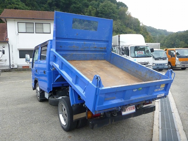 マツダタイタンダブルキャブ・ダンプ小型（2t・3t）[写真02]