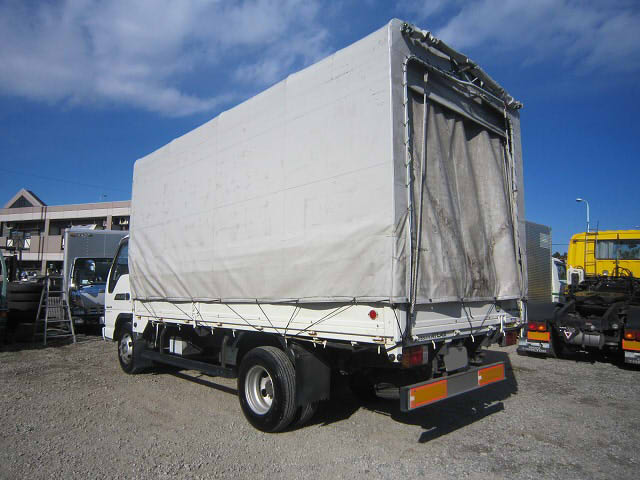 日産アトラス幌ウイング小型（2t・3t）[写真02]