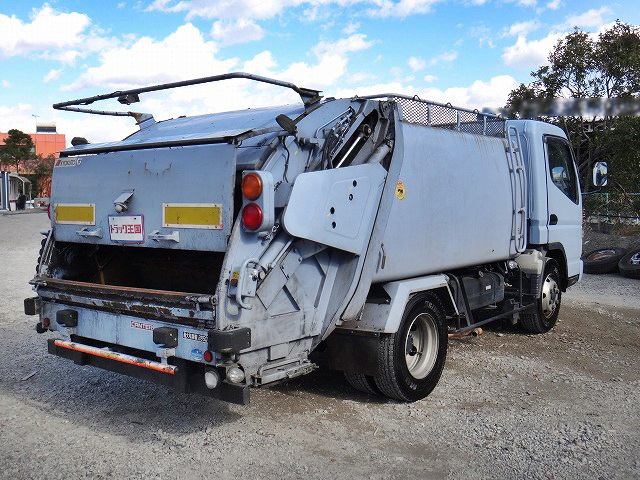 三菱ふそうキャンターパッカー車（塵芥車）小型（2t・3t）[写真02]