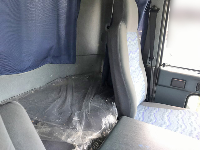 UDトラックスコンドルアルミブロック増トン（6t・8t）[写真23]