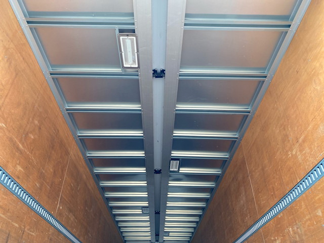 日野プロフィアアルミウイング大型（10t）[写真12]