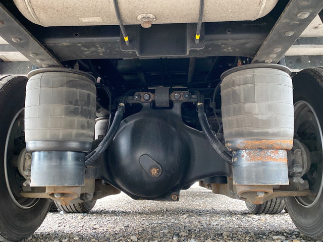 日野プロフィアアルミウイング大型（10t）[写真18]