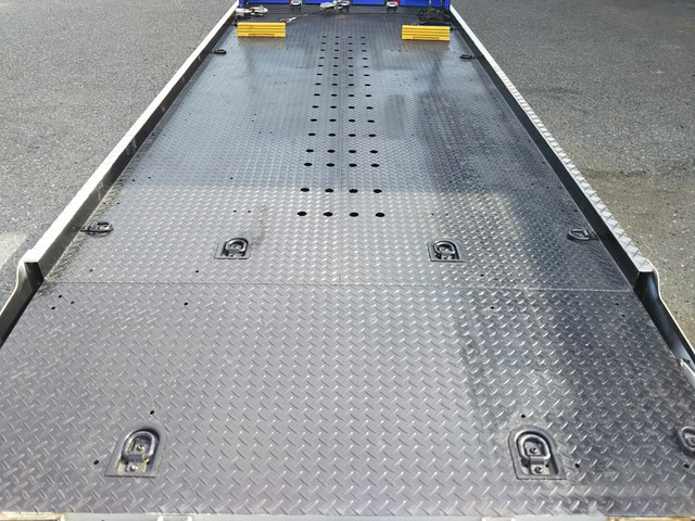 日野レンジャーセーフティクレーン3段中型（4t）[写真13]