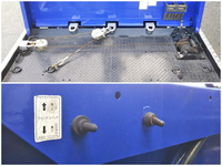 日野レンジャーセーフティクレーン3段中型（4t）[写真16]