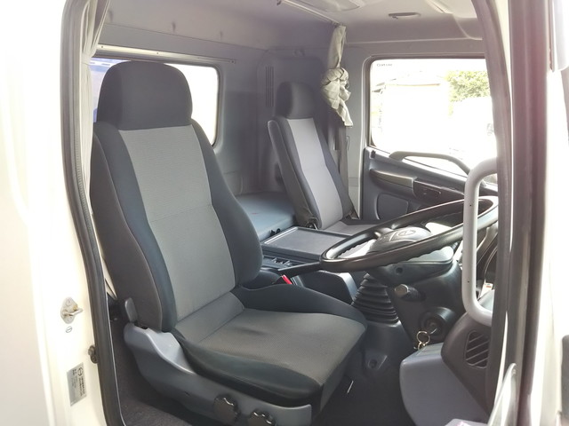 日野レンジャーセーフティクレーン3段中型（4t）[写真34]