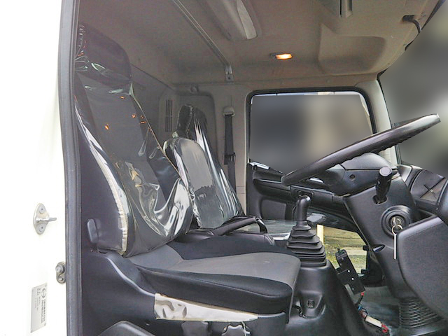 日野レンジャーダンプ中型（4t）[写真32]