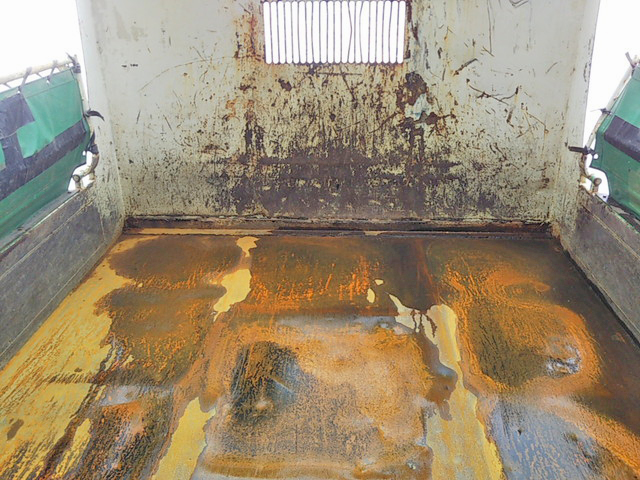 日野レンジャーダンプ中型（4t）[写真09]