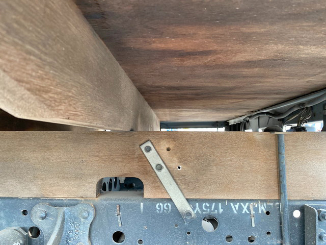 UDトラックスコンドルクレーン4段小型（2t・3t）[写真22]