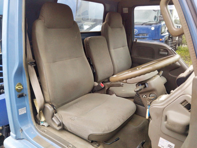 UDトラックスコンドルクレーン4段小型（2t・3t）[写真34]