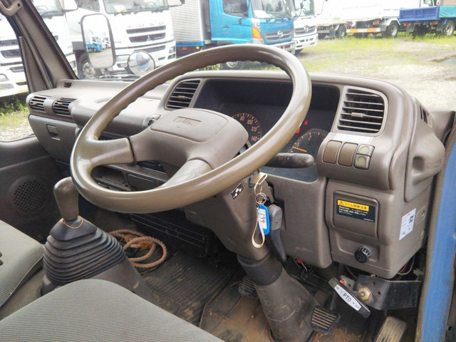 UDトラックスコンドルクレーン4段小型（2t・3t）[写真36]