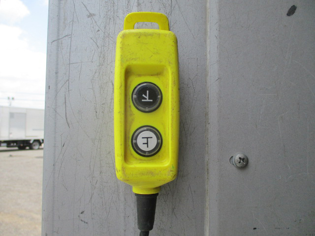 トヨタダイナアルミバン小型（2t・3t）[写真17]