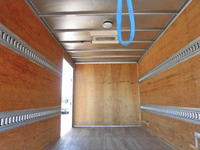 日野デュトロアルミバン小型（2t・3t）[写真10]