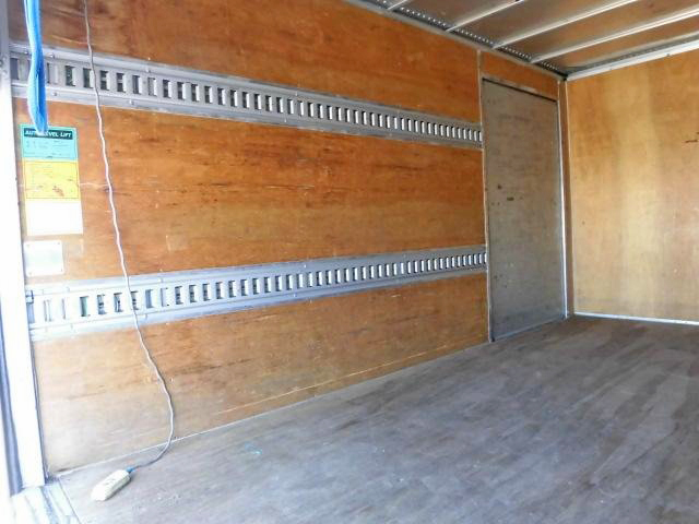 日野デュトロアルミバン小型（2t・3t）[写真12]