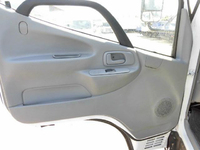 日野デュトロアルミバン小型（2t・3t）[写真27]