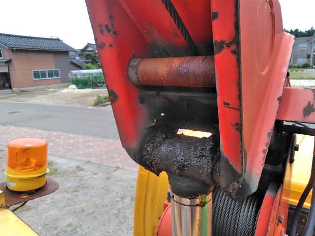 いすゞエルフクレーン3段小型（2t・3t）[写真10]