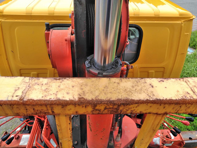 いすゞエルフクレーン3段小型（2t・3t）[写真11]