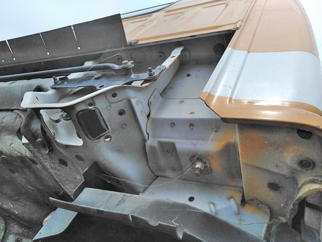 いすゞエルフクレーン3段小型（2t・3t）[写真23]