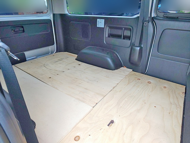 トヨタハイエースバン小型（2t・3t）[写真12]