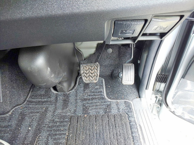 トヨタハイエースバン小型（2t・3t）[写真16]