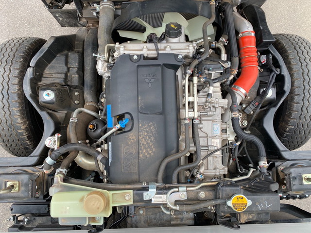 三菱ふそうキャンターダンプ小型（2t・3t）[写真23]