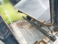 三菱ふそうファイターアームロール中型（4t）[写真14]