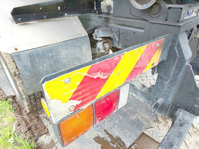 三菱ふそうファイターアームロール中型（4t）[写真19]