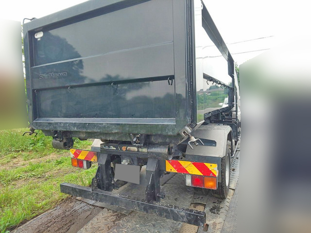 三菱ふそうファイターアームロール中型（4t）[写真04]