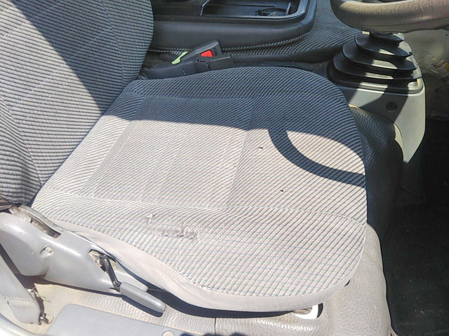 トヨタダイナ幌ウイング小型（2t・3t）[写真19]