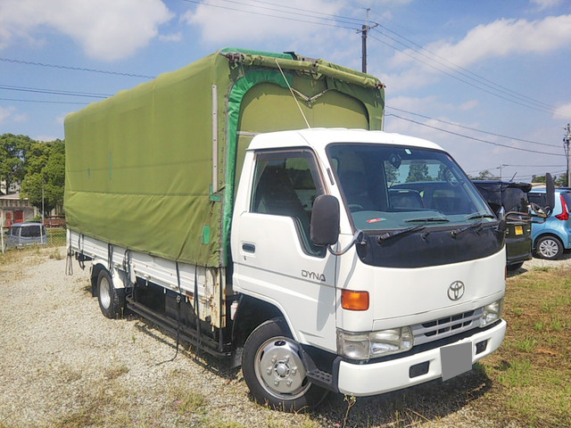 トヨタダイナ幌ウイング小型（2t・3t）[写真03]