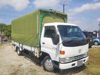 トヨタダイナ幌ウイング小型（2t・3t）[写真03]