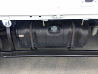 いすゞエルフユニック4段小型（2t・3t）[写真21]