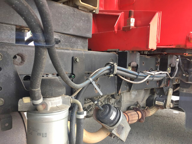 いすゞエルフユニック4段小型（2t・3t）[写真24]