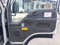 いすゞエルフユニック4段小型（2t・3t）[写真32]