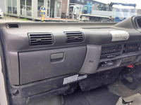 いすゞエルフユニック4段小型（2t・3t）[写真34]