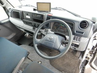 日産アトラスパネルバン小型（2t・3t）[写真17]